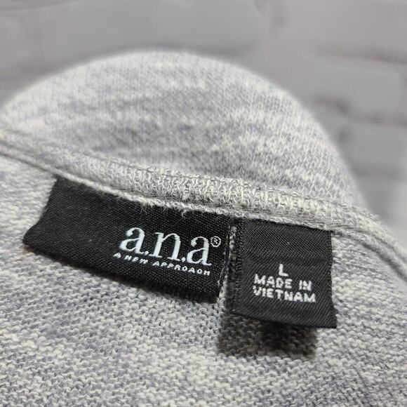 A.N.A Gray three quarter sleeve sweater Hi Low cut - Picture 9 of 10